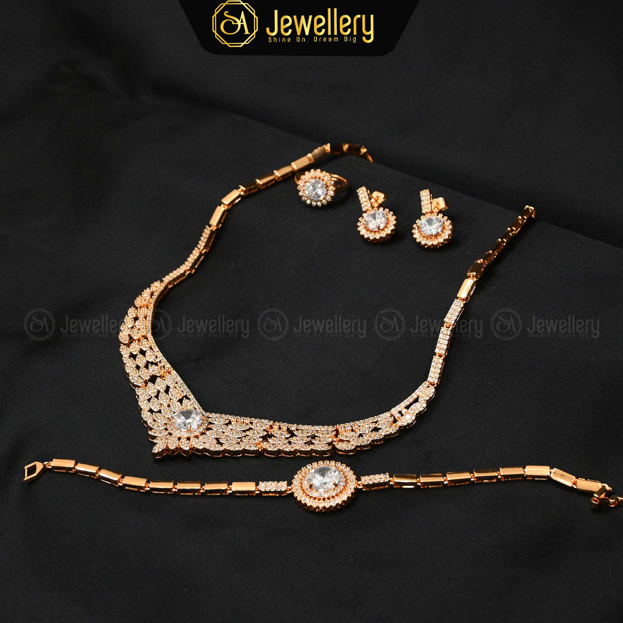 Luxurious Gold-Plated Jewelry Set