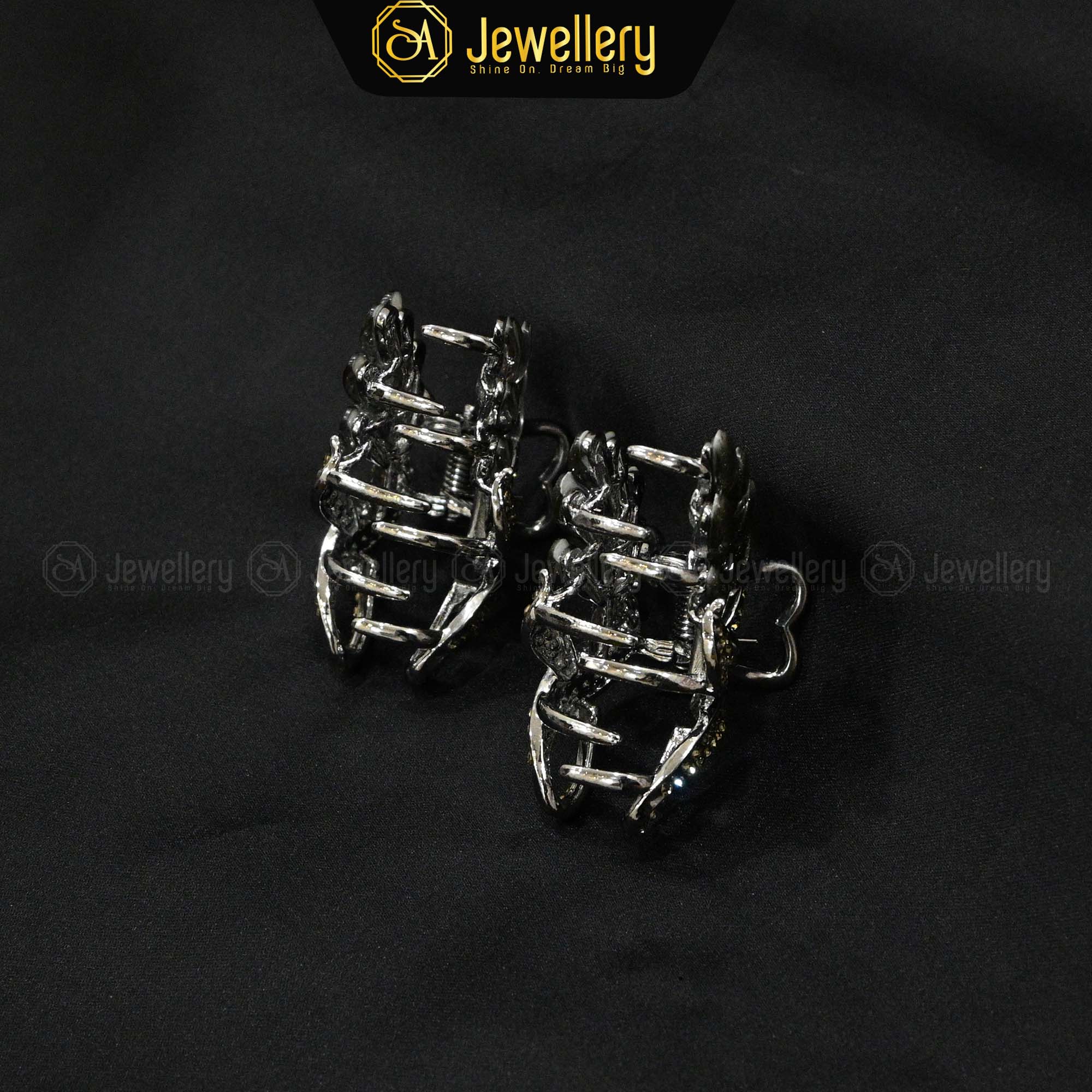 Elegant Metallic Hair Claw Clips