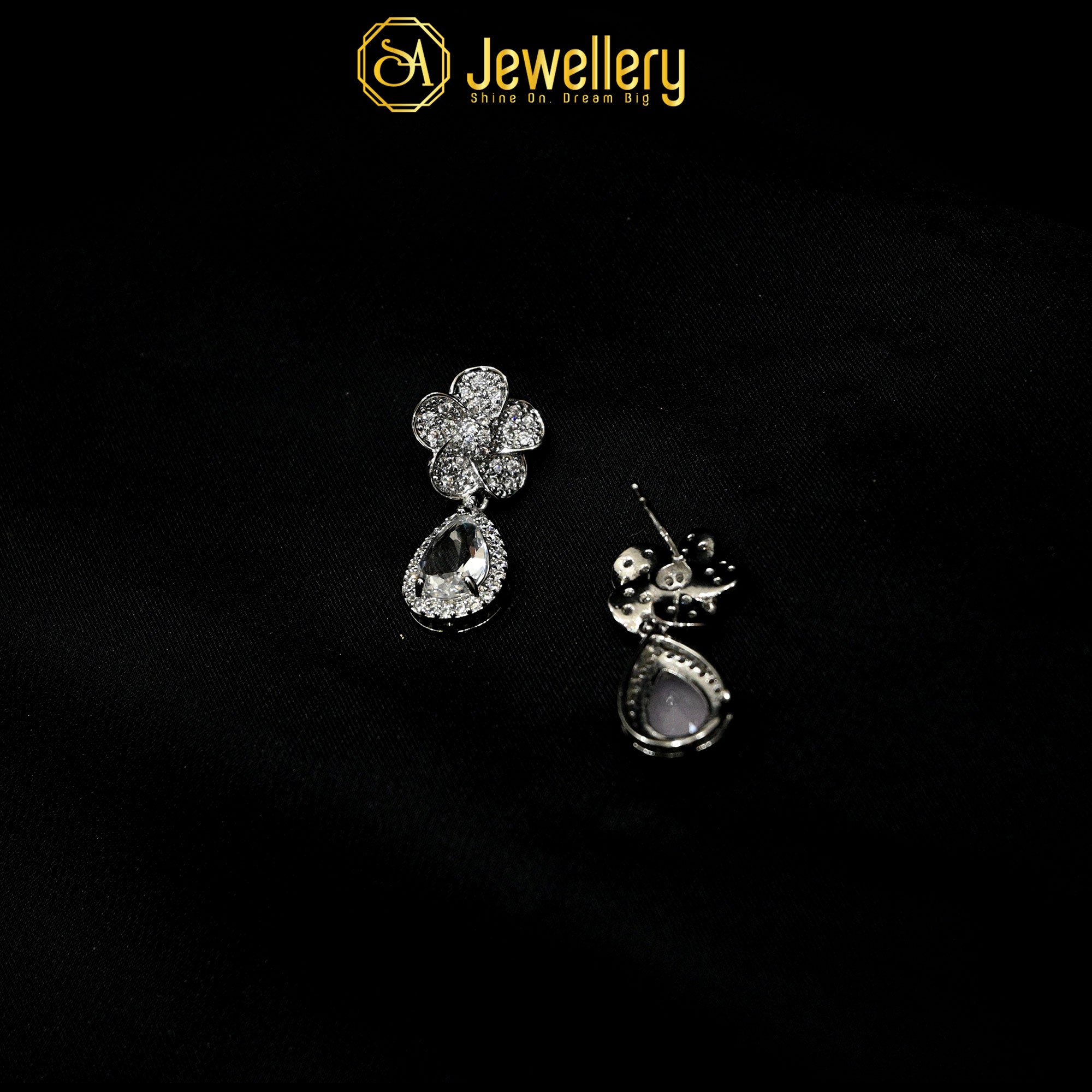 Elegant Zircon Earrings with Teardrop China Kerat