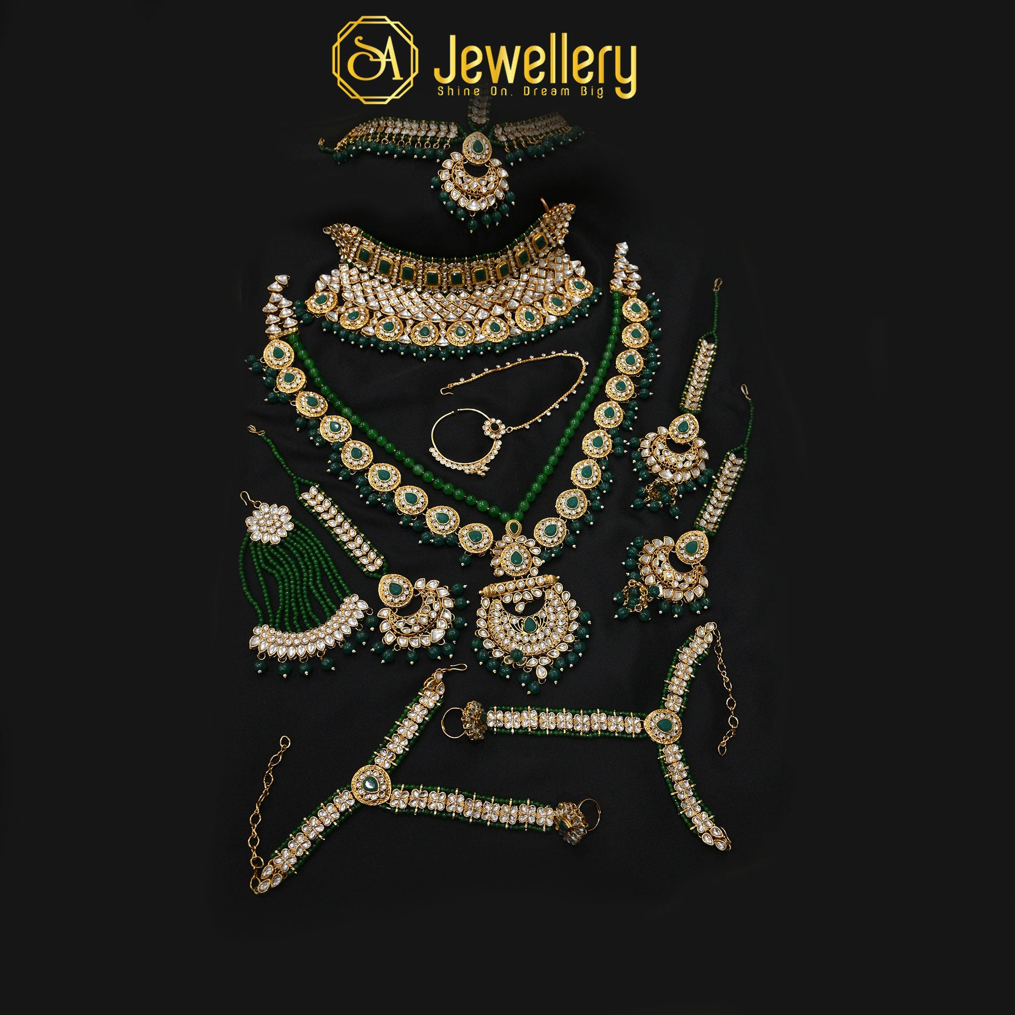 Royal Bridal Kundan Set – 10-Piece Elegance