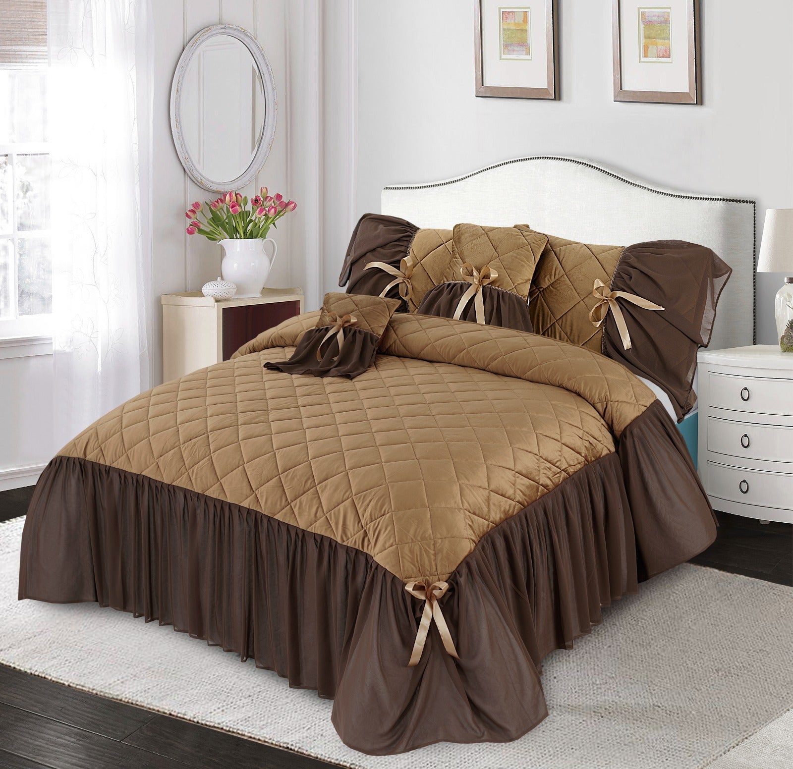 "Royal Glow Luxury Bedding – 5 PCS Set of Timeless Beauty & Softness