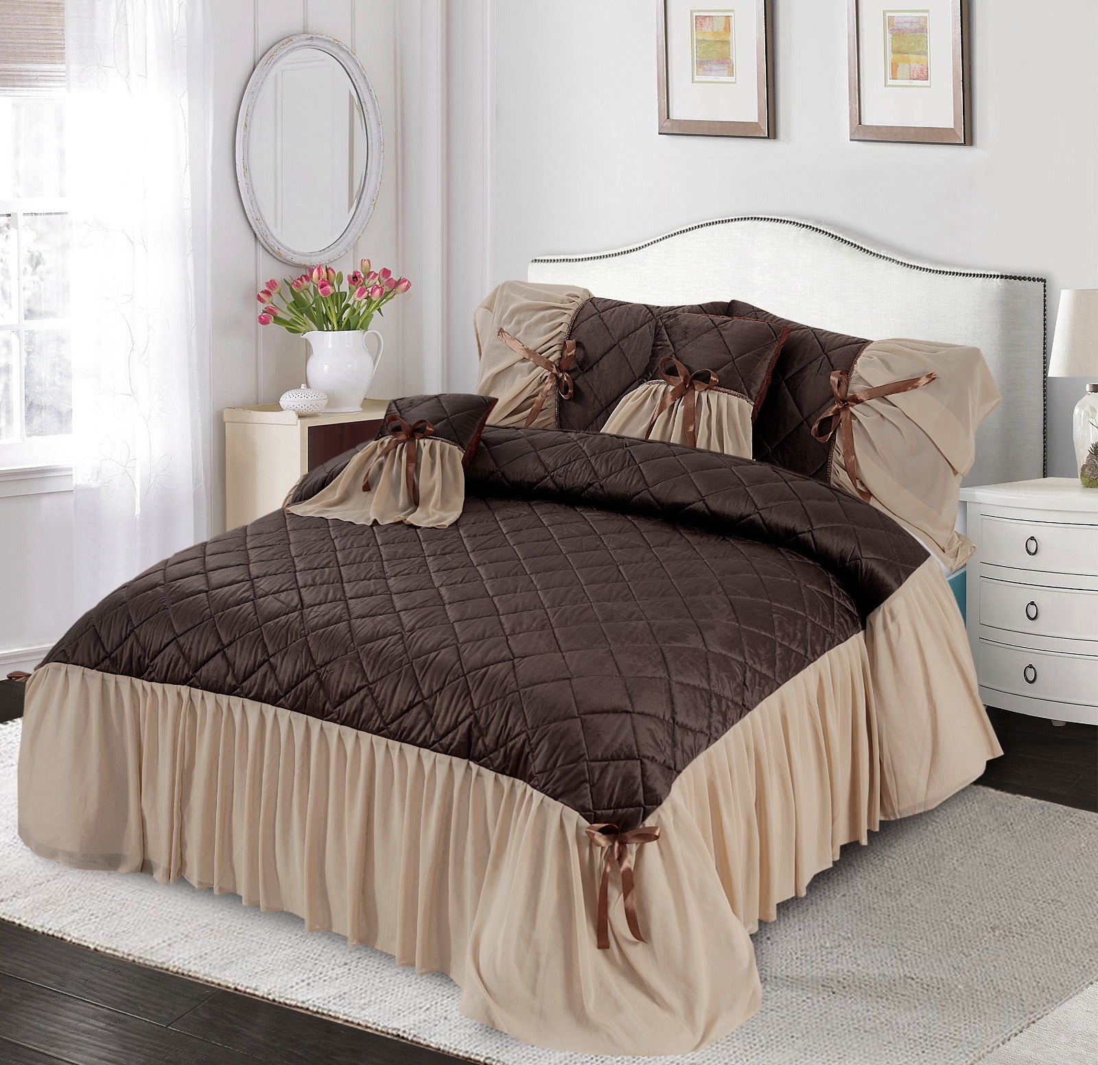"Royal Glow Luxury Bedding – 5 PCS Set of Timeless Beauty & Softness