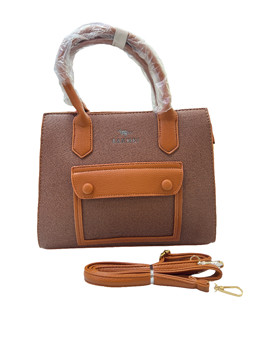 BRWON style with this elegant women handbag.