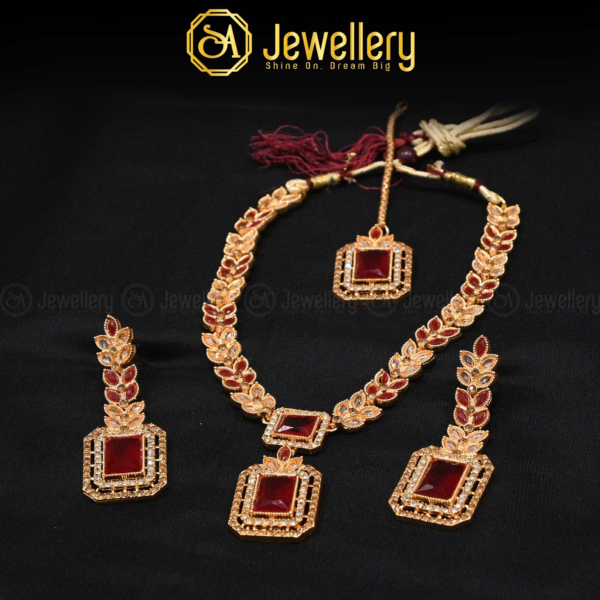 Luxury Zircon Necklace Set