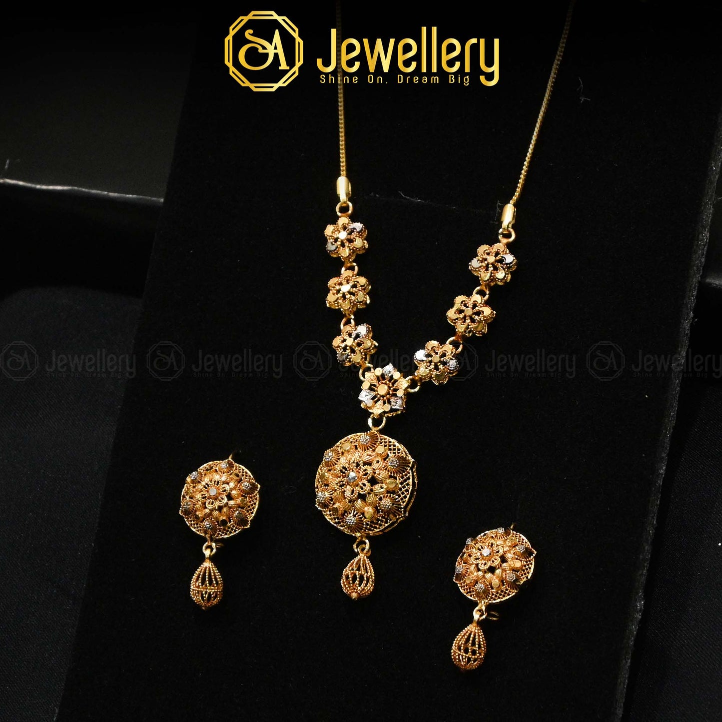 Elegant Gold-Plated Set