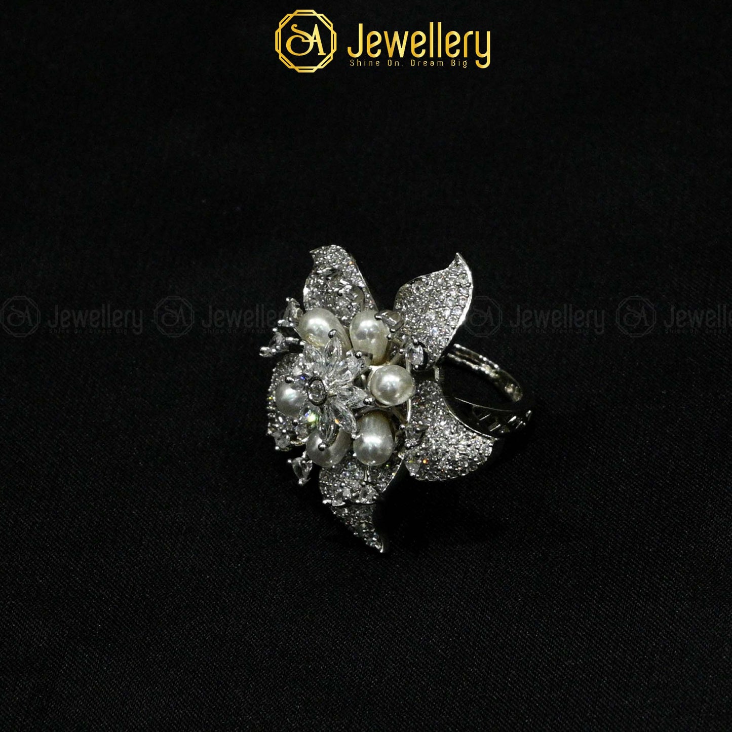 Floral Pearl Ring