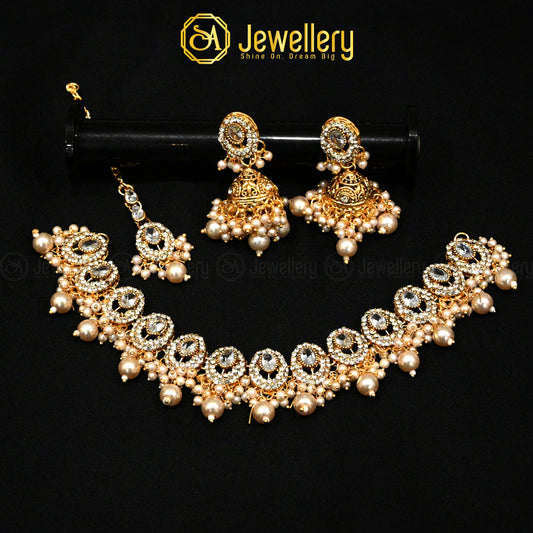 Elegant Necklace Set