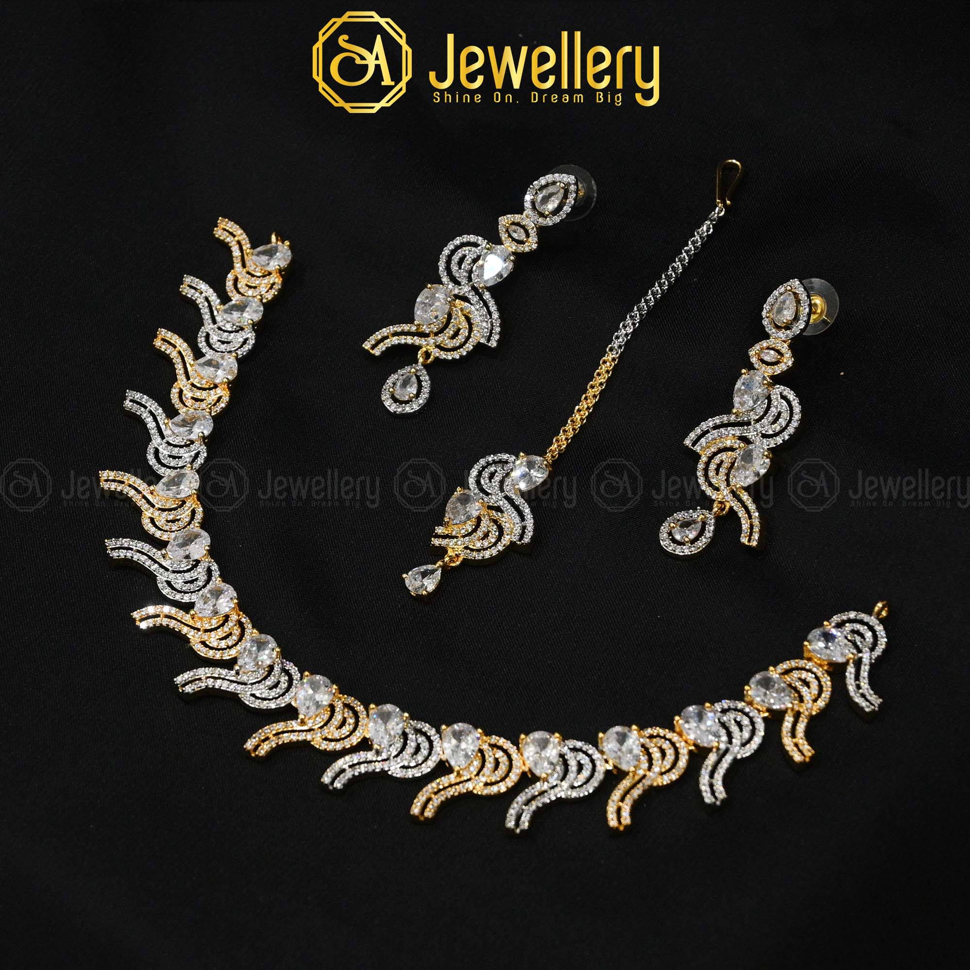 One Karat Zercon Necklace Set