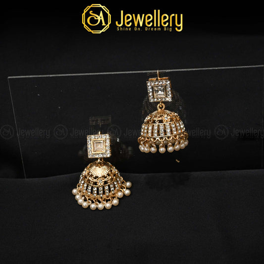Antique Jhumki Earrings – A Blend of Tradition & Sparkle