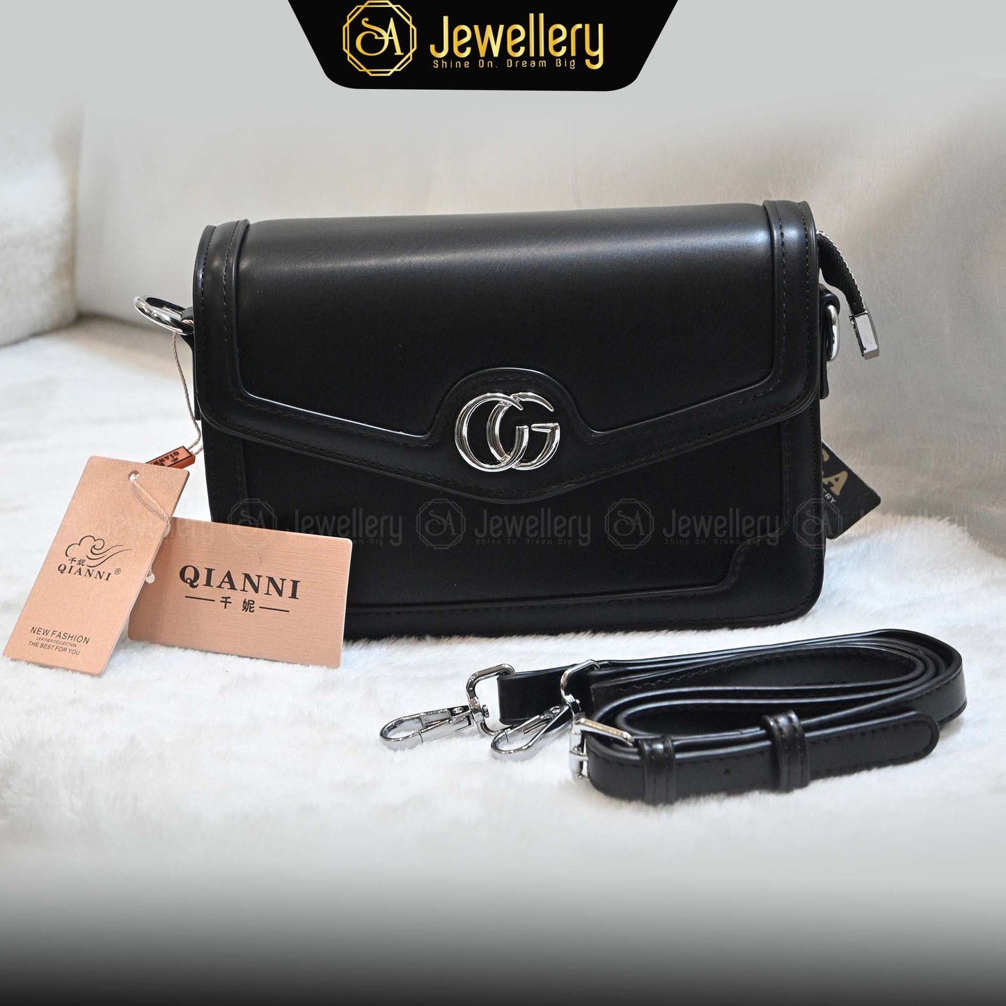 Elegant Black Leather Shoulder Bag