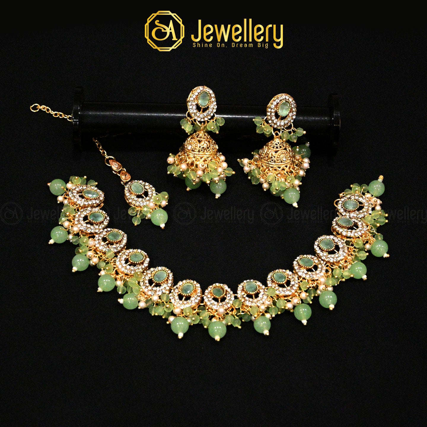 Elegant Necklace Set