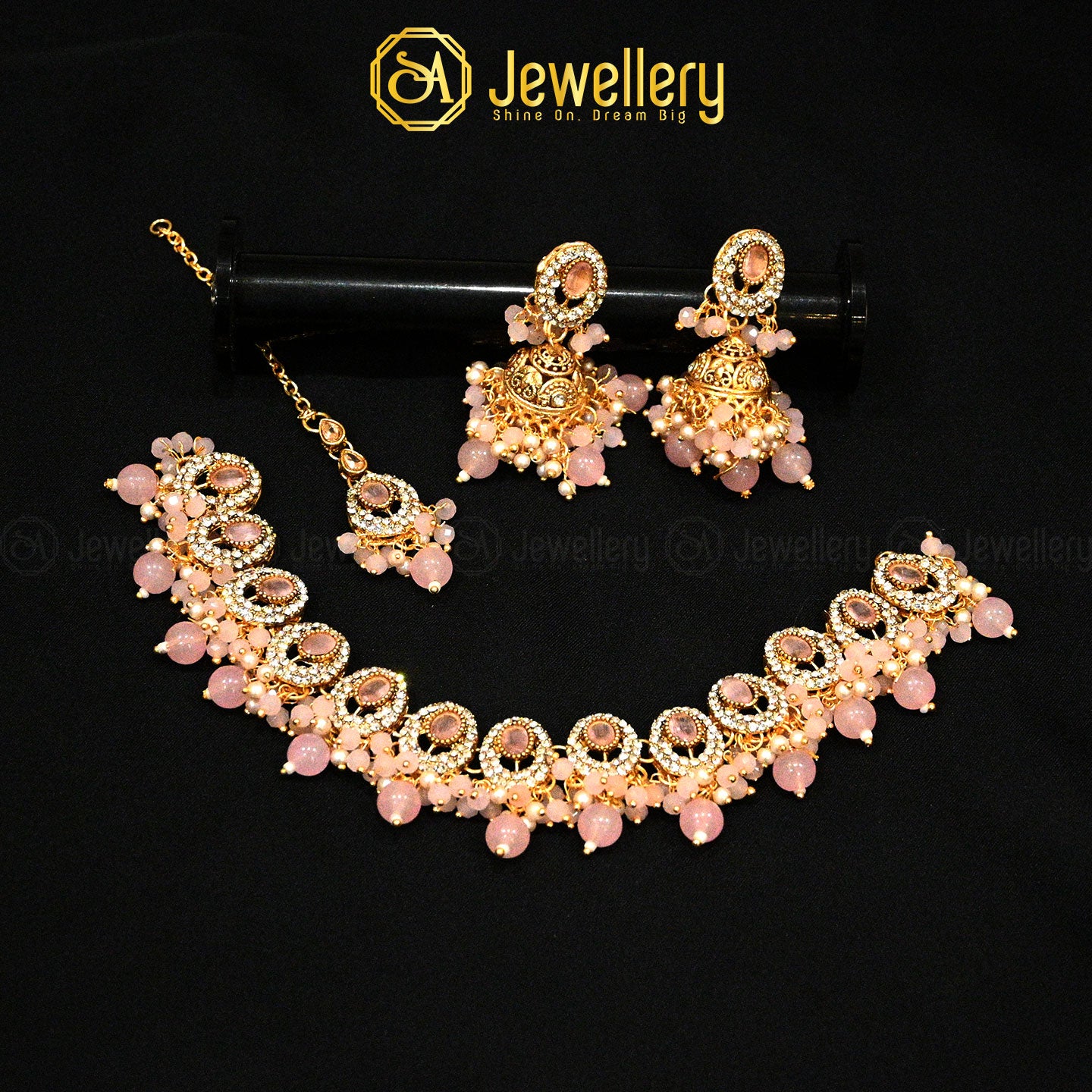 Elegant Necklace Set