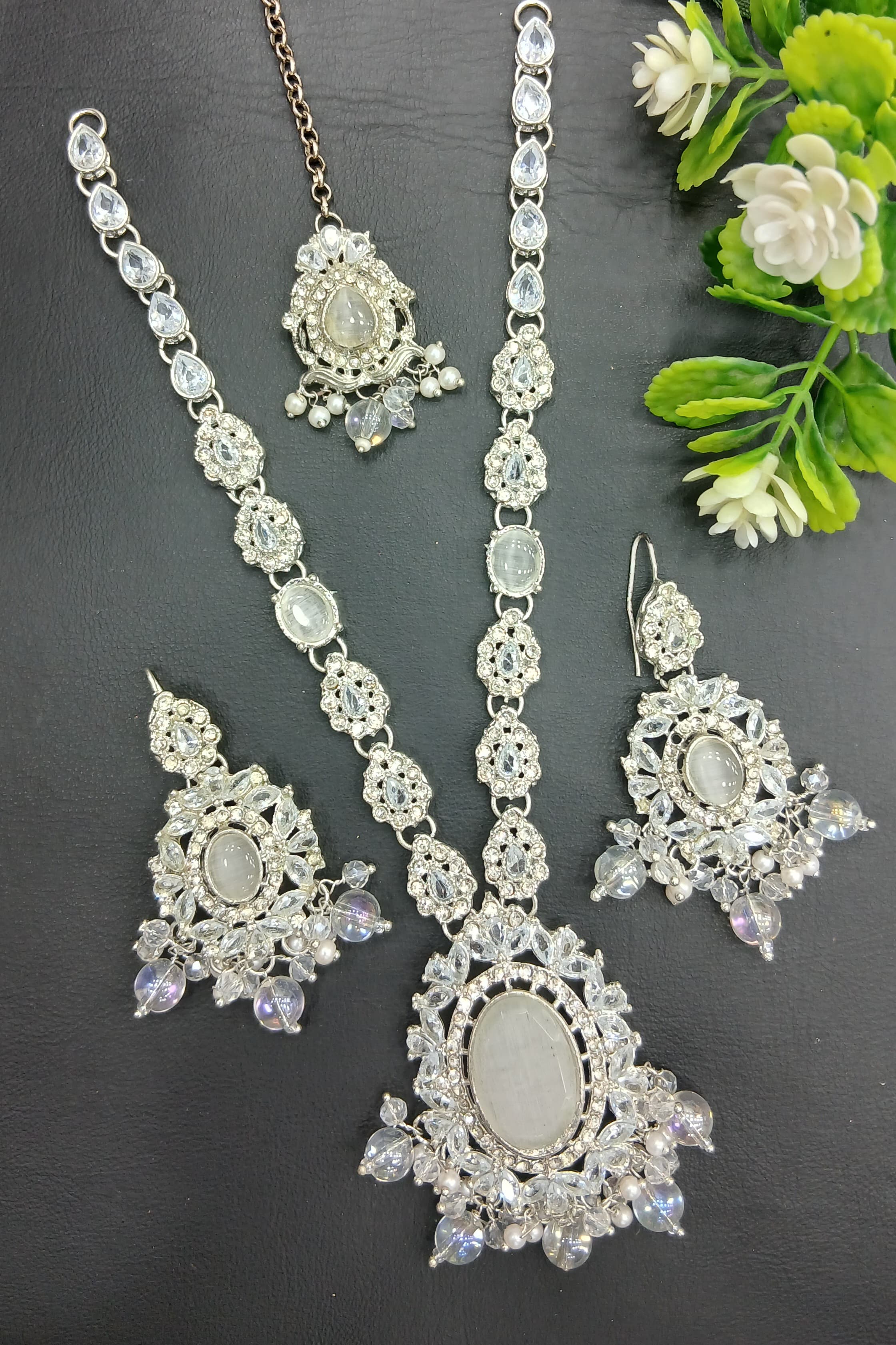 Long mala set with teeka SA jewellery pk