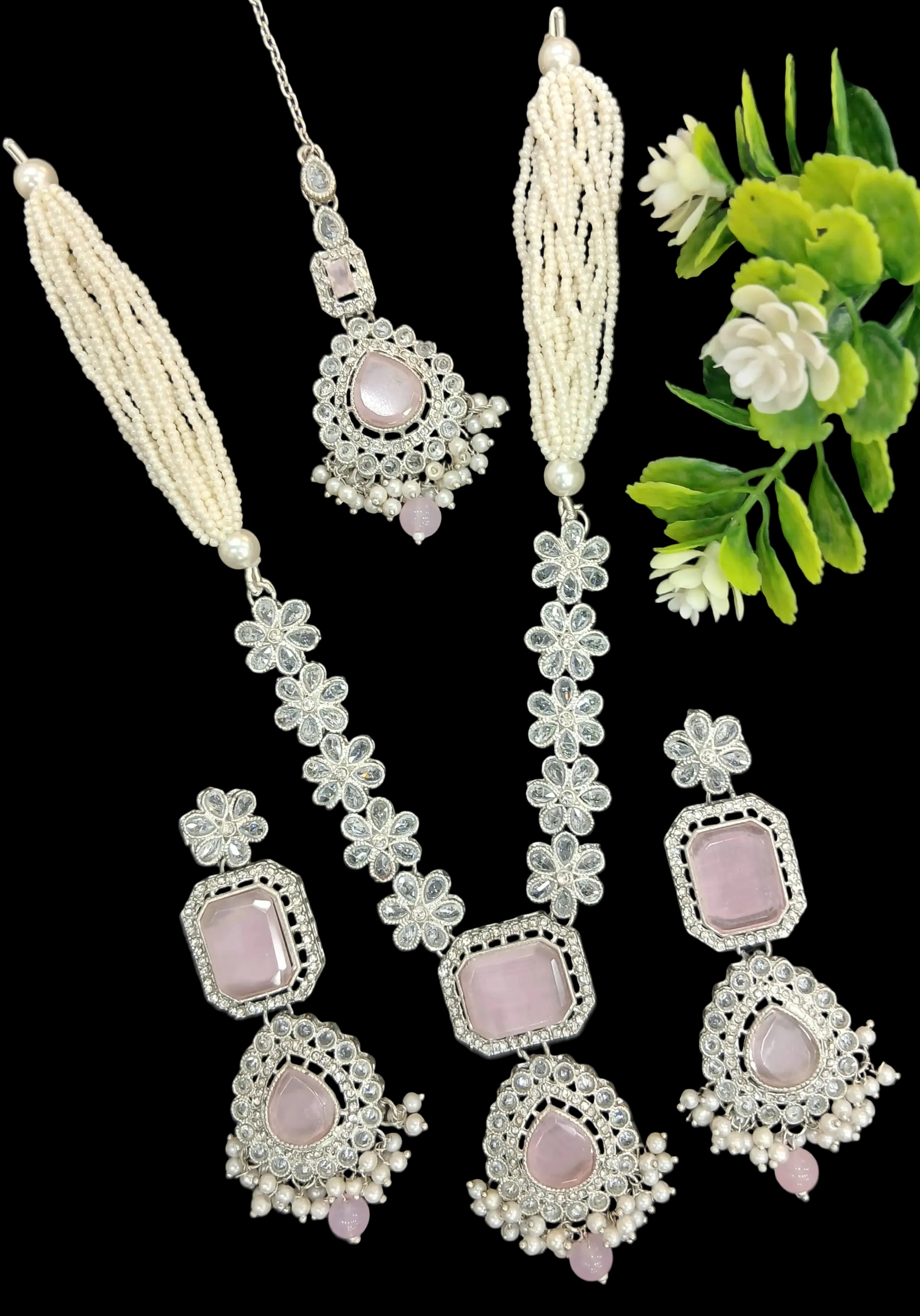 Egyptian Mala Jewelry Set with Matching Earrings and Teeka – Gold Plated SA jewelry pk