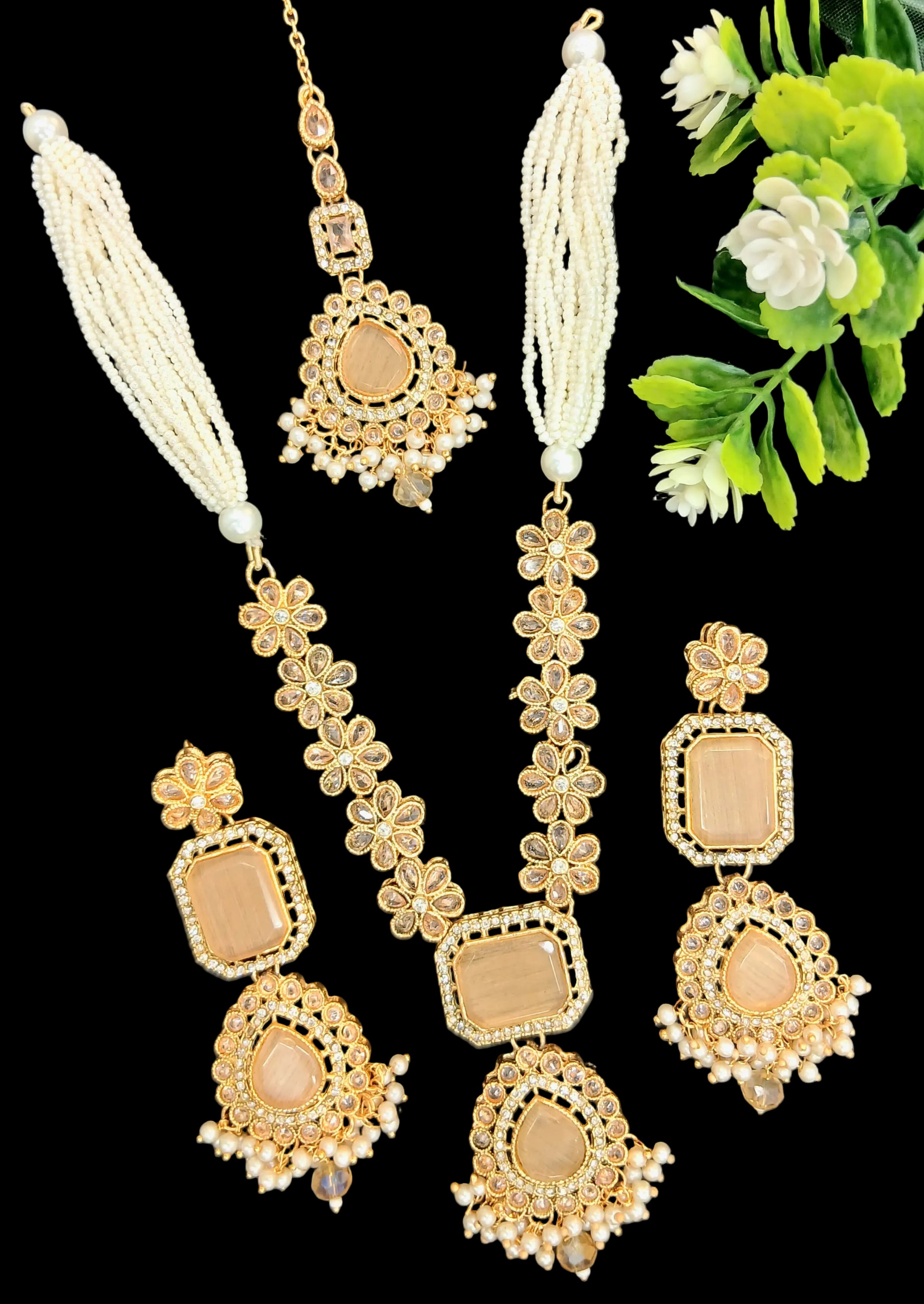 Egyptian Mala Jewelry Set with Matching Earrings and Teeka – Gold Plated SA jewelry pk 