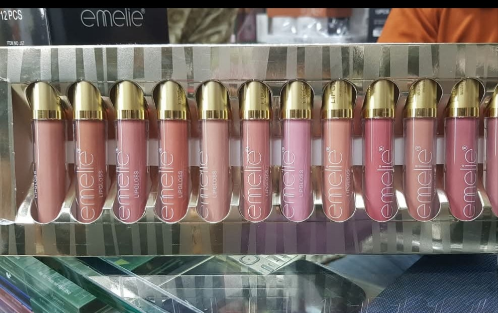 EMELIE 12 Colors Matte Lipstick Set Vibrant Shades  Long Lasting  Smooth Matte Finish SA jewelry pk