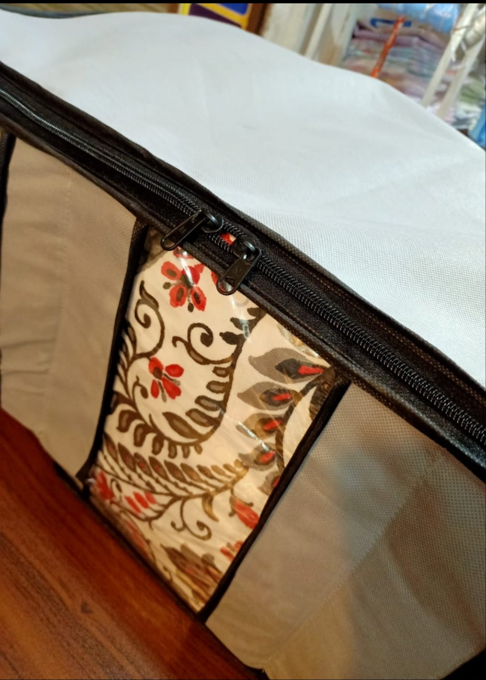 Multi-Compartment Travel Organizer Bag – Foldable, Waterproof & Lightweight