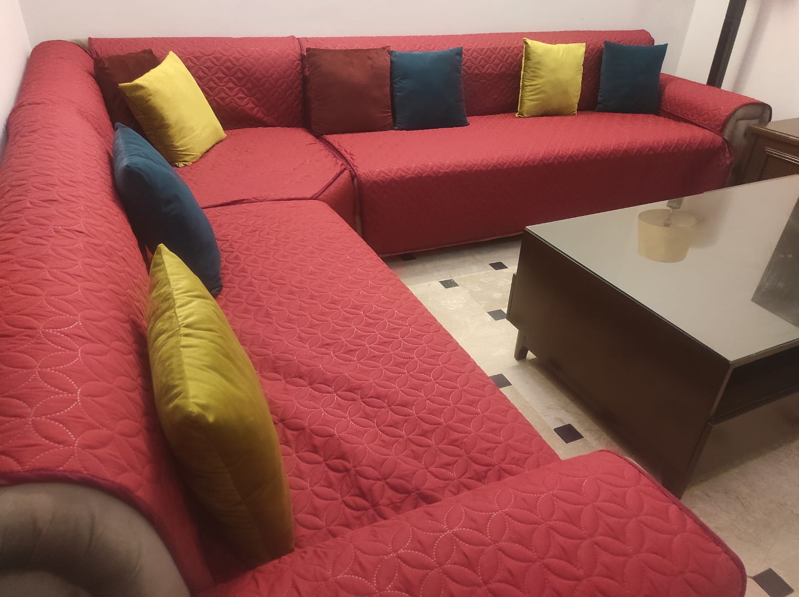 Quilted sofa cover