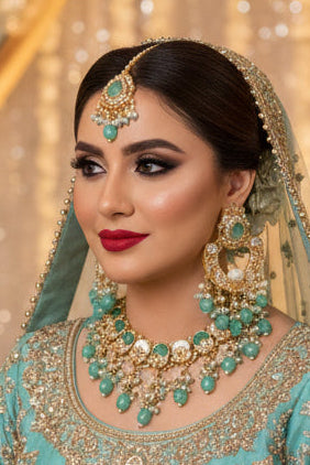 Original zerconiac necklace set with teeka