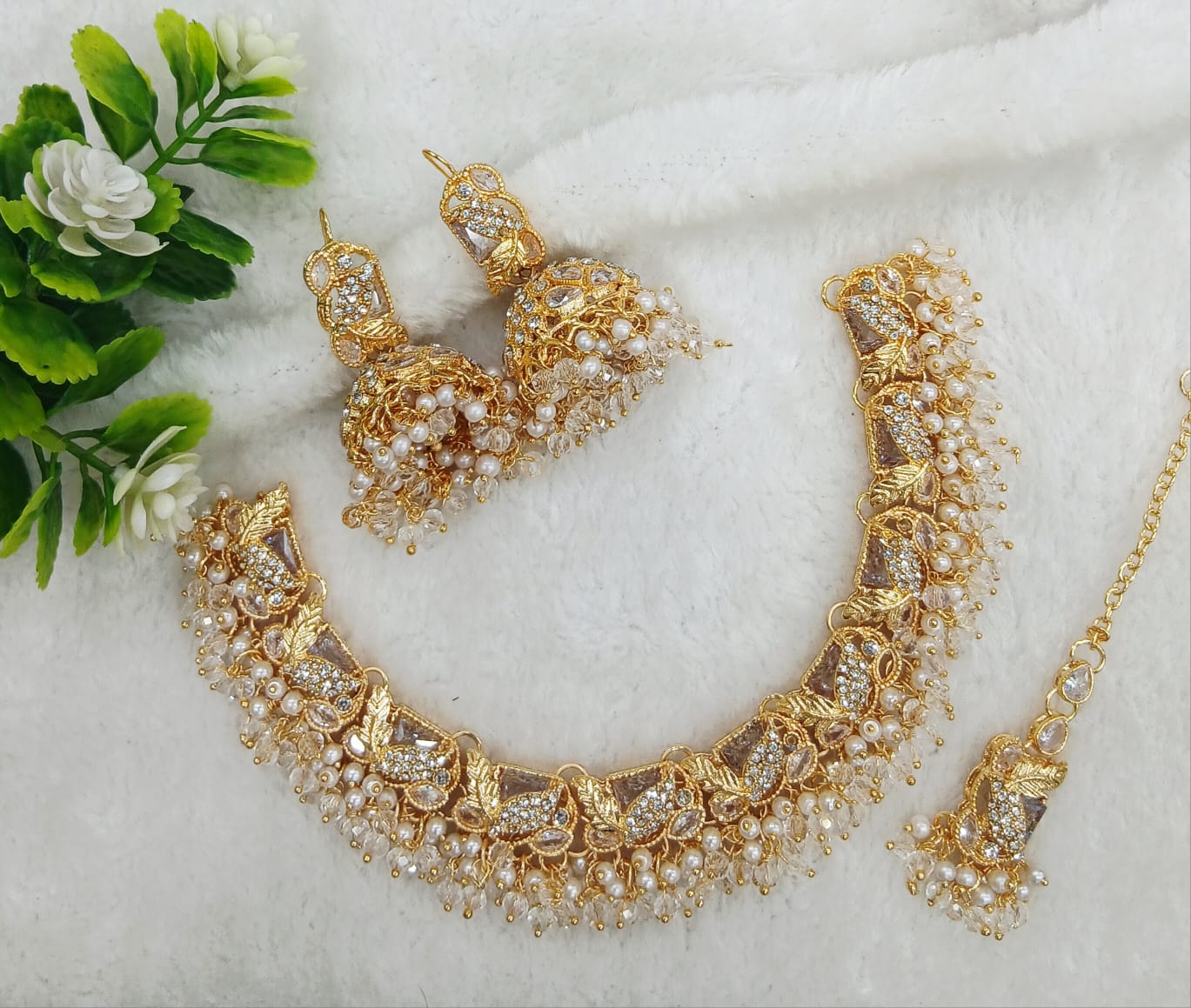 Original zerconiac necklace set with teeka