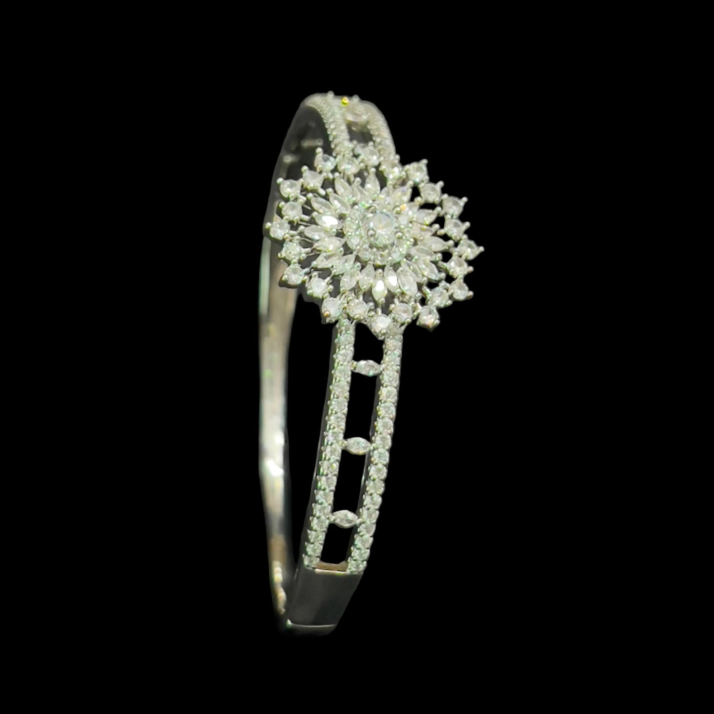 American Diamond jadao stones openable Brecelet