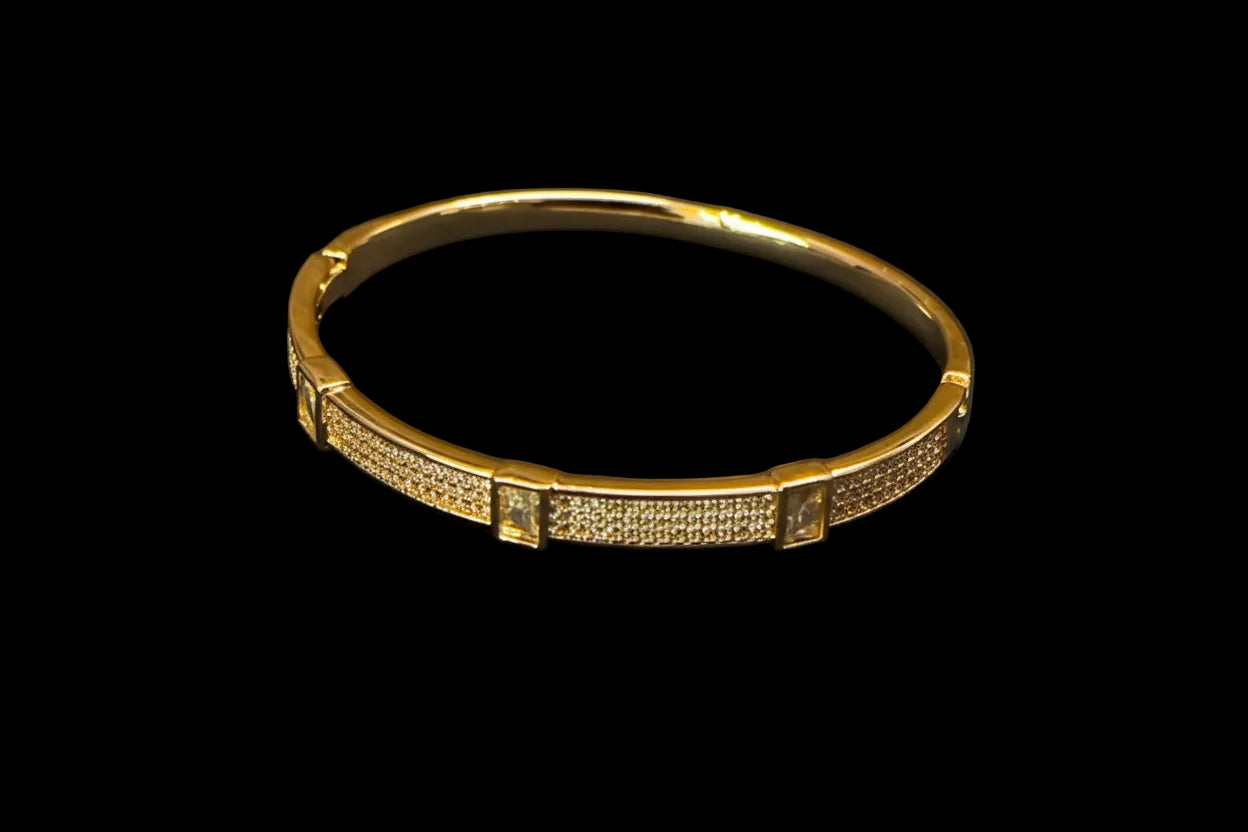 American Diamond jadao stones openable Brecelet