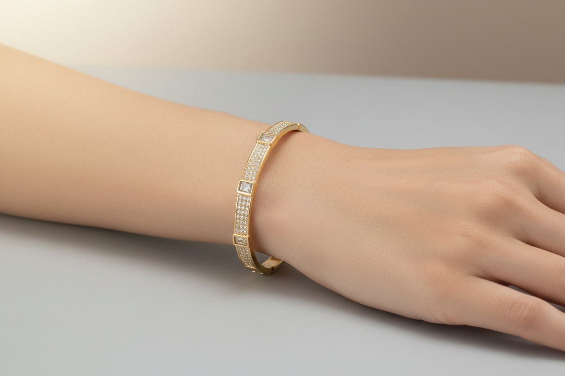 American Diamond jadao stones openable Brecelet