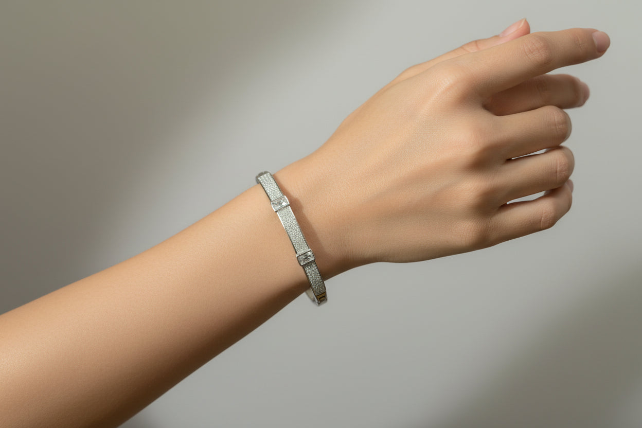 American Diamond jadao stones openable Brecelet