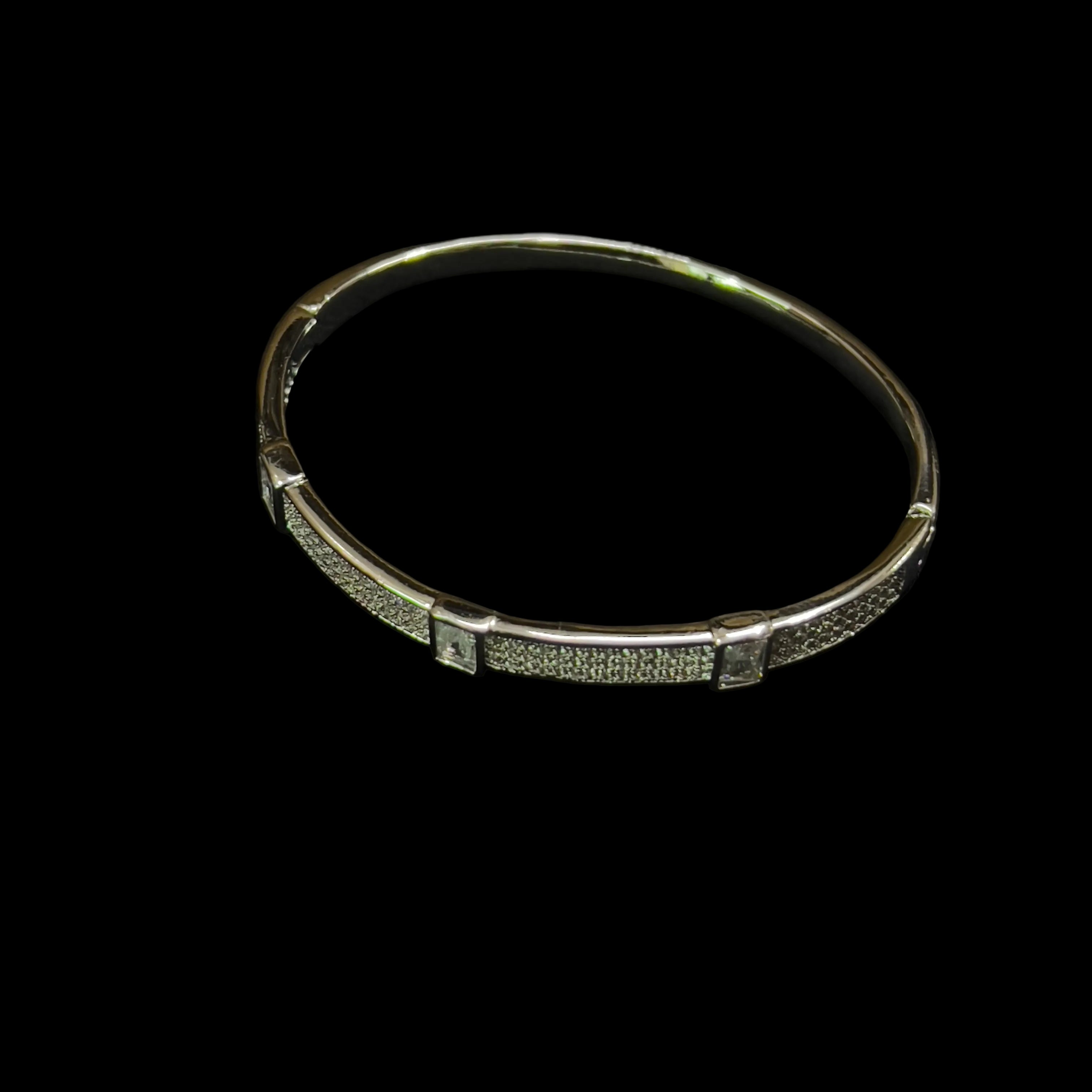 American Diamond jadao stones openable Brecelet