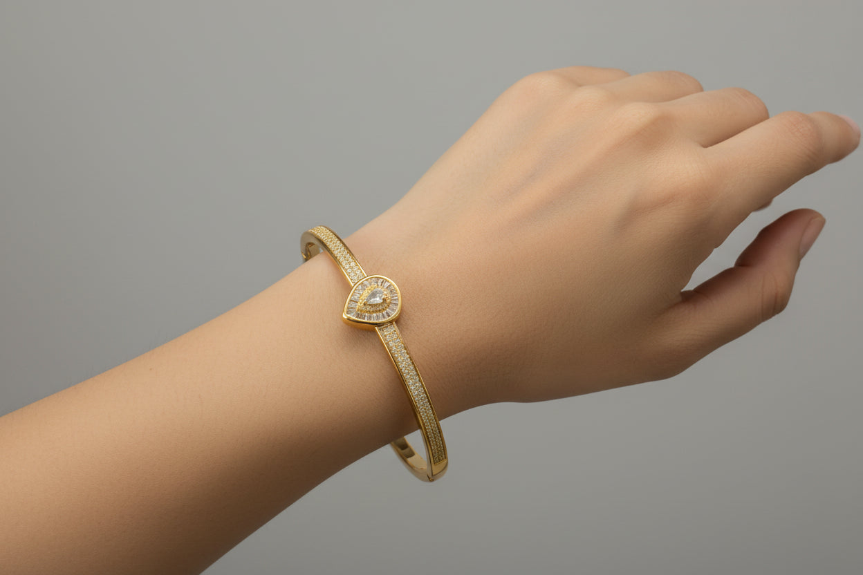 American Diamond jadao stones openable Brecelet