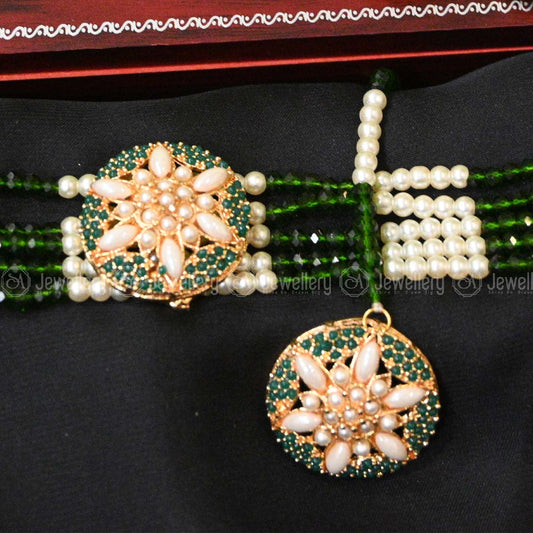 Elegant Green Choker Set