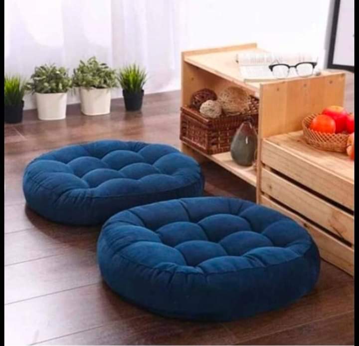Luxurious Velvet Round Cushion – Soft & Elegant Floor SA jewelry pk