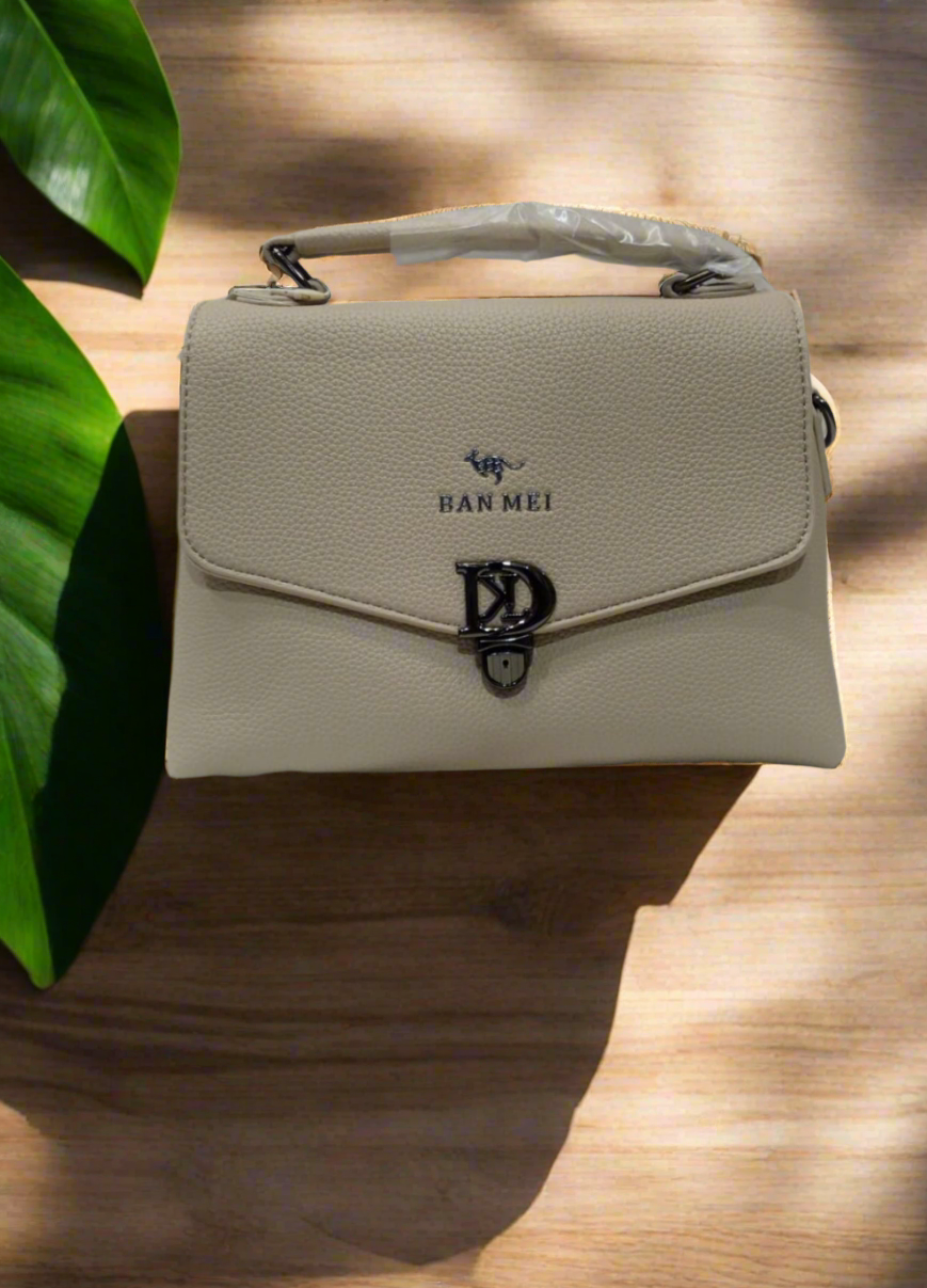 Elegant Durable Mini Shoulder Bag – Stylish Medium Handbag for Everyday Use SAjewellery pk