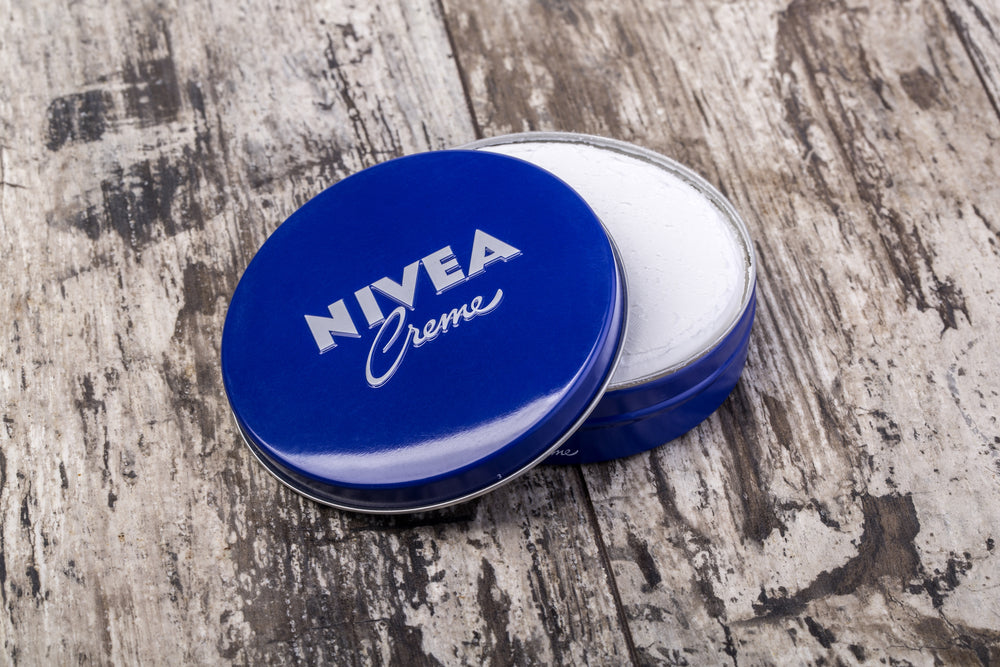 NIVEA MOISTURIZING ALL FLAVER CERAM