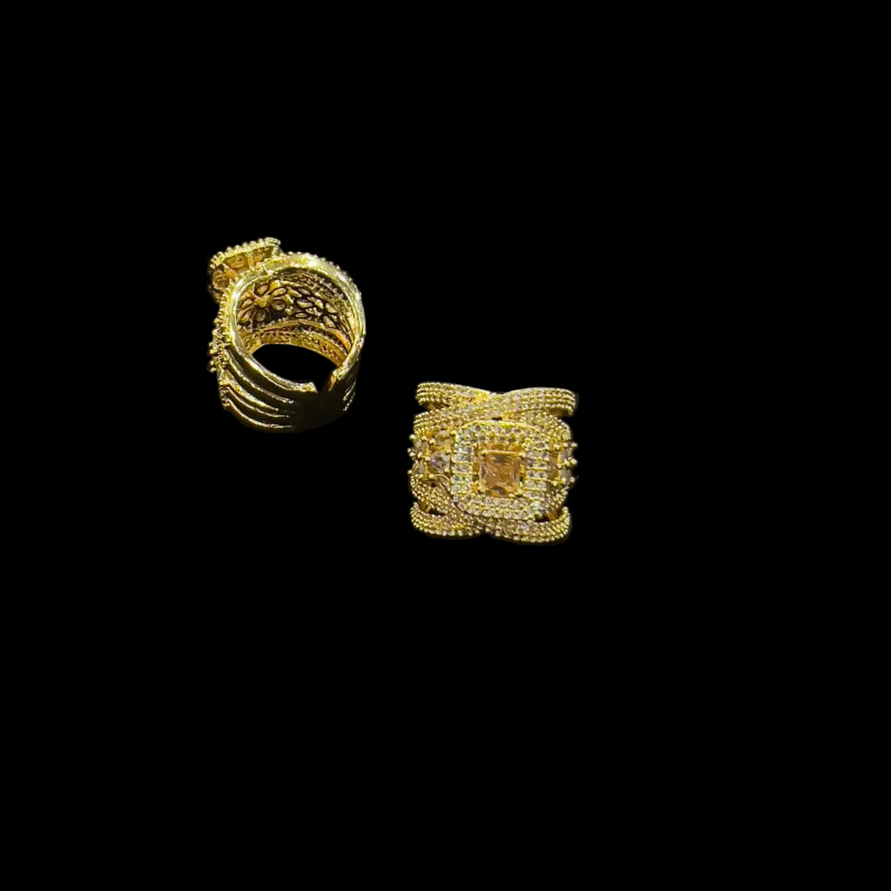 Luxurious 1 Carat Solitaire Zircon  openable Ring - Brilliant & High Quality SA jewelry pk