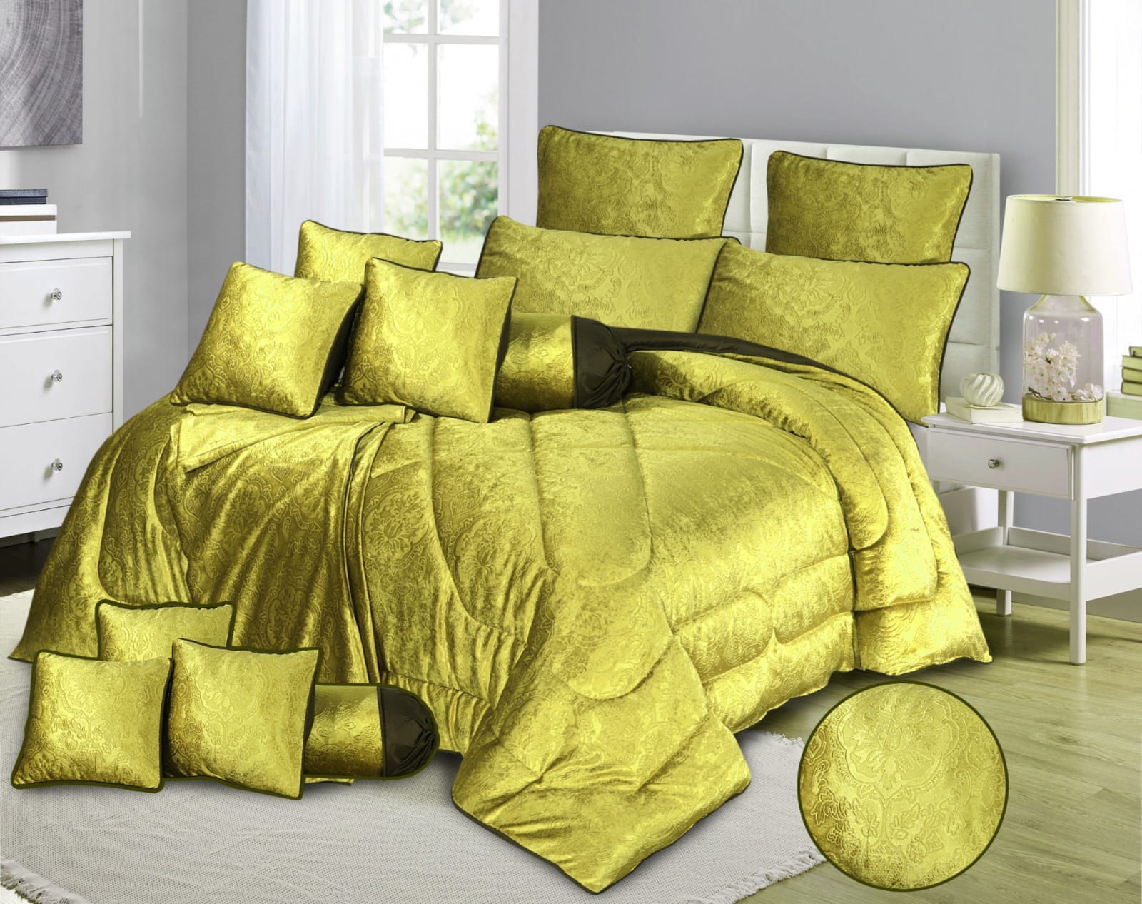 “Velvet Emboss 14‑piece Razai set” (often listed as a bridal or fancy razai/comforter set) features embossed‑velvet fabric SA jewelry pk