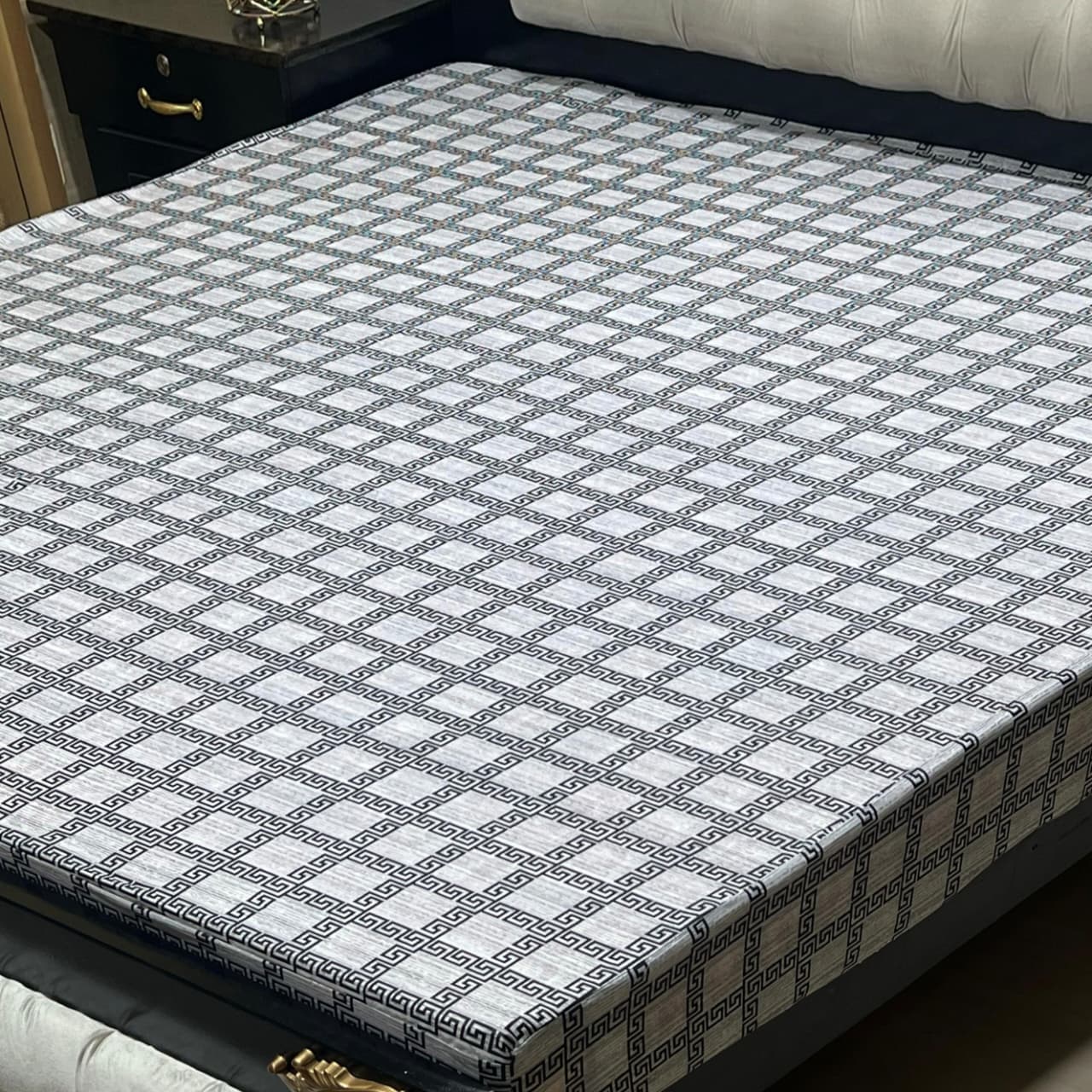 Waterproof Printed Elastic Mattress Cover